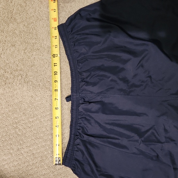 Mens running shirt with built in underwear sz L - Picture 6 of 11